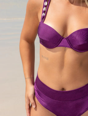 Biquini Aro Meia Taca Com Alca em Conchas Calcinha Hotpant Cumbuco | Uva