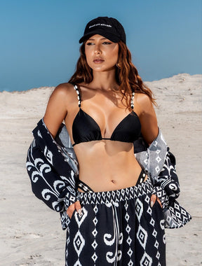 Biquini Cortininha Com Bojo e Conchas Calcinha Em Tiras Mia | Preto